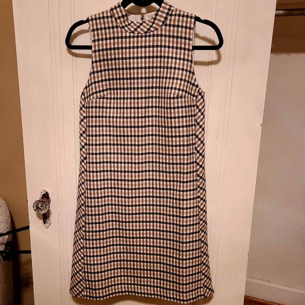 Ann Taylor Size 2 Shift Dress